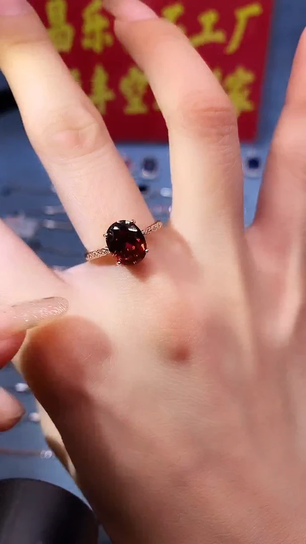 【闪购商品】石榴石戒指银S925镶嵌1111