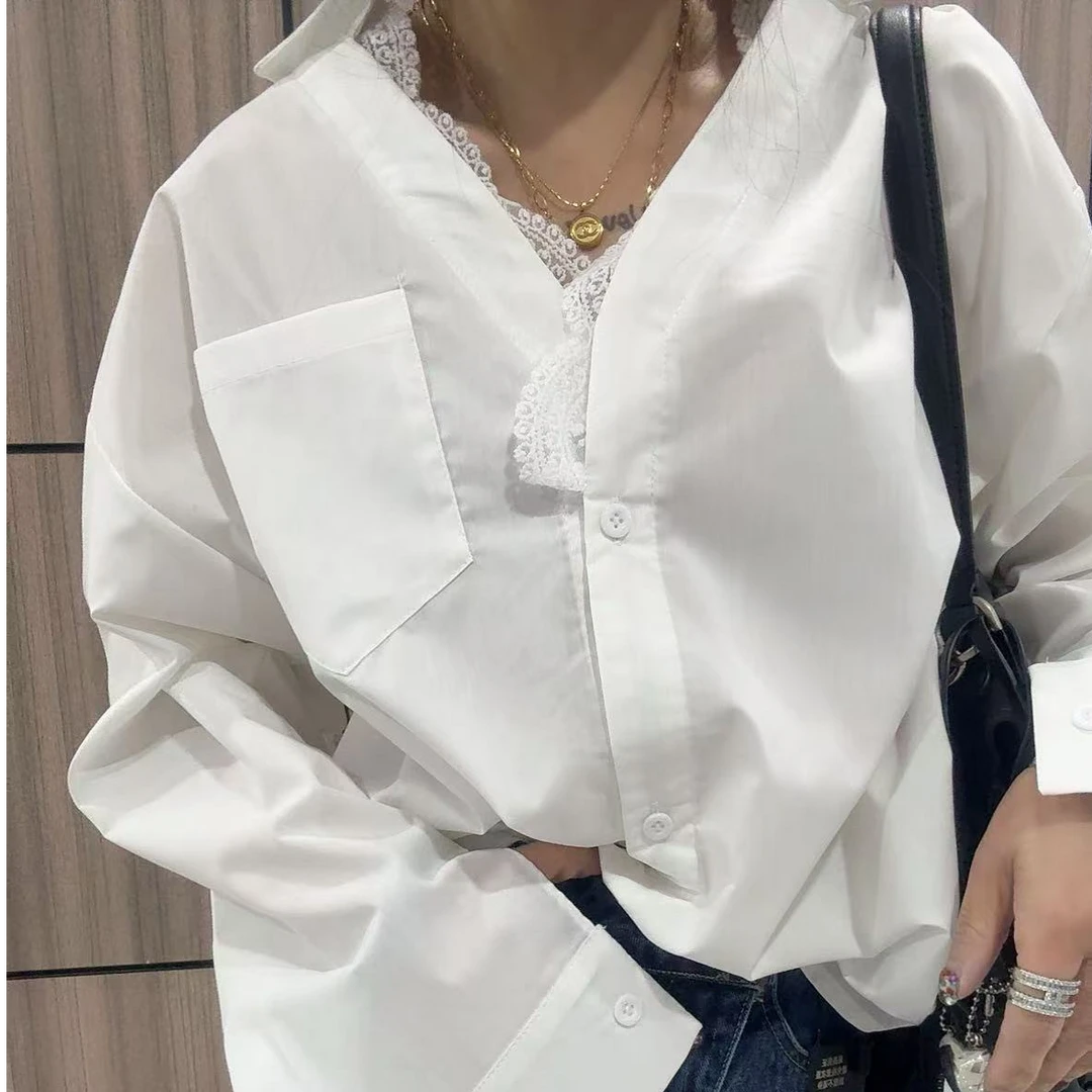 《赵小姐推荐》蕾丝拼接衬衫