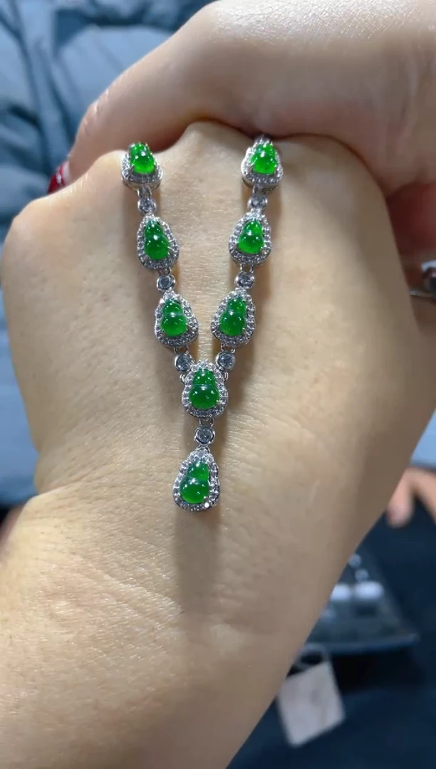 【闪购商品】定制翡翠未镶嵌天然A货翡翠假一罚四（多样性）