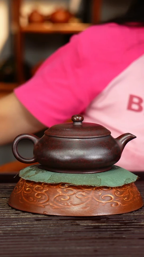 宜兴原矿紫砂壶茶壶宜兴原矿紫砂壶茶壶180C