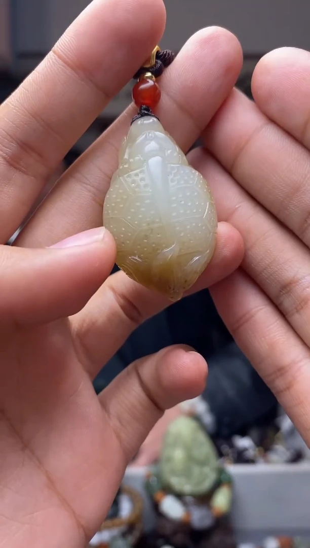 【闪购商品】和田玉挂件未镶嵌38
