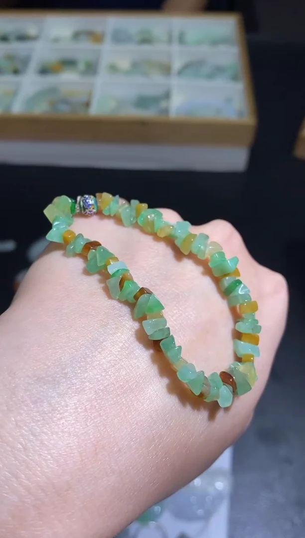 未镶嵌定制翡翠翡翠毛货~