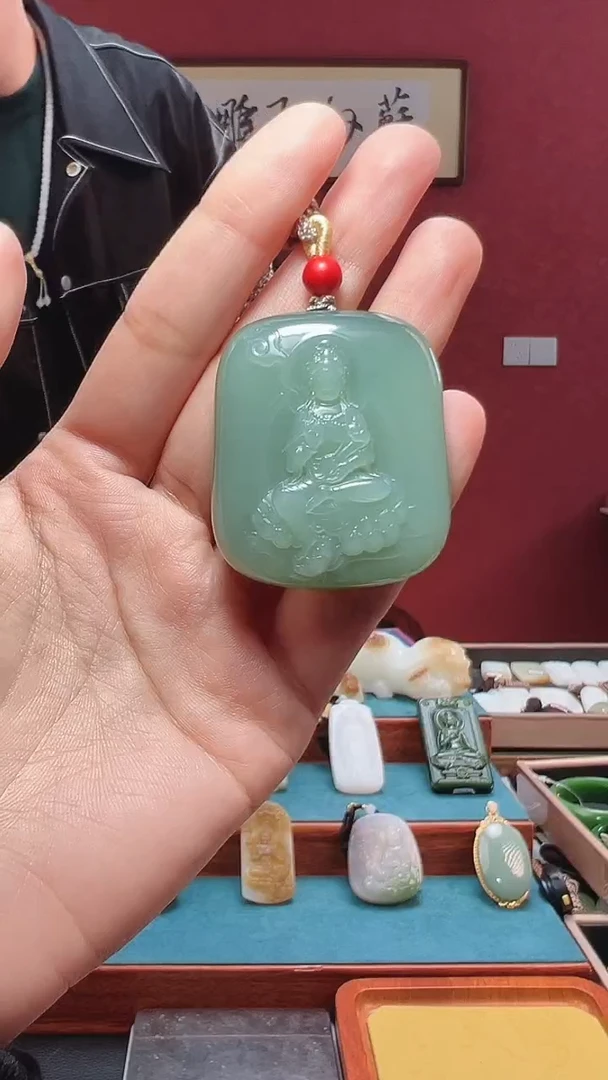 吊坠(不含链)未镶嵌和田玉吊坠(不含链) 未镶嵌 和田玉