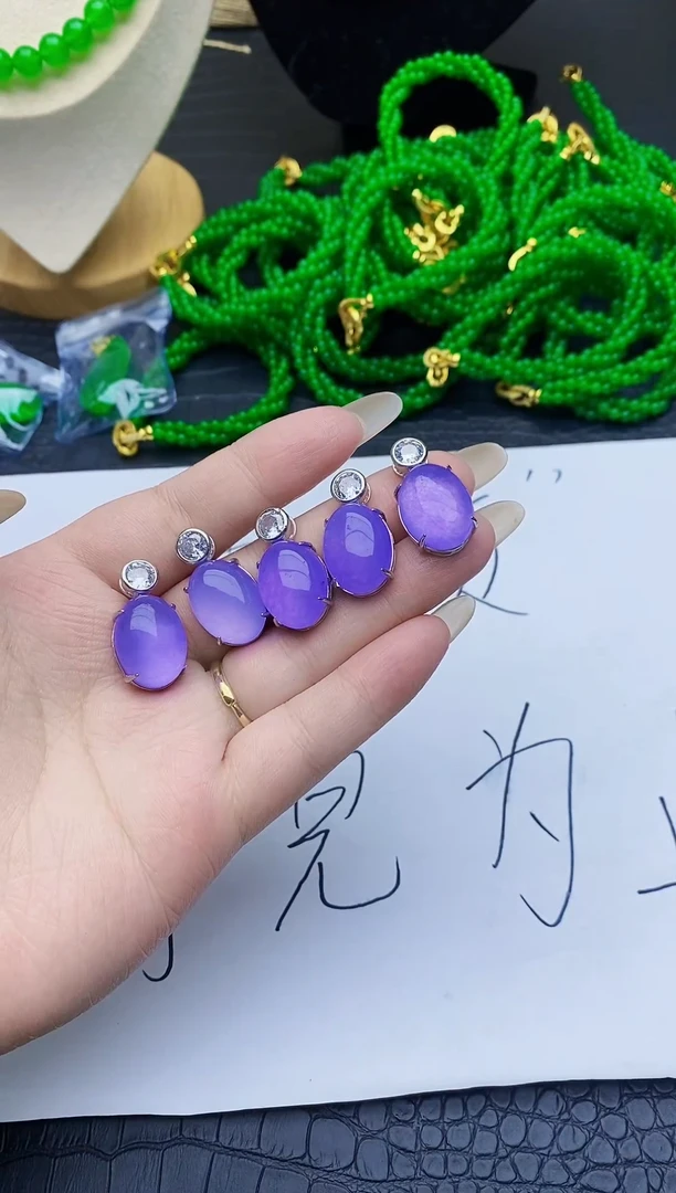 吊坠(不含链)未镶嵌翡翠..