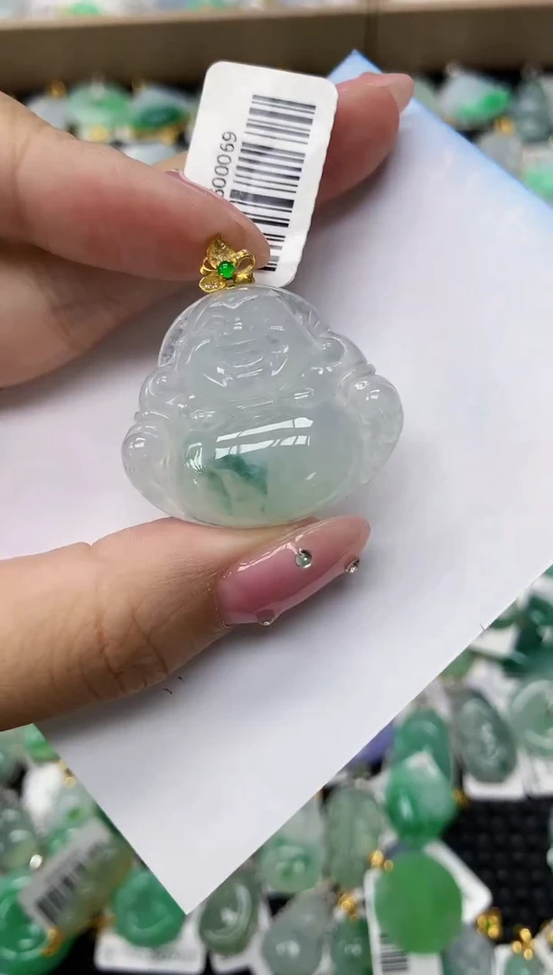 翡翠18K金镶嵌颈饰1111111111