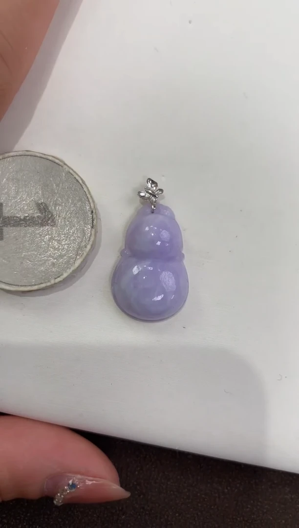 颈饰18K金镶嵌翡翠天然缅甸a货翡翠(多样性发其一)