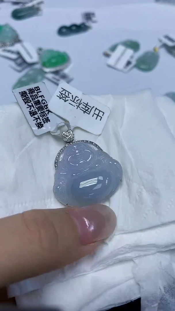 翡翠18K金镶嵌颈饰天然缅甸翡翠A货