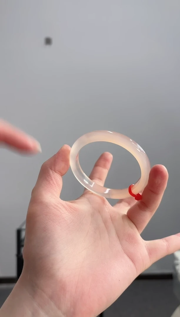 【闪购商品】玛瑙/玉髓手镯未镶嵌54圈