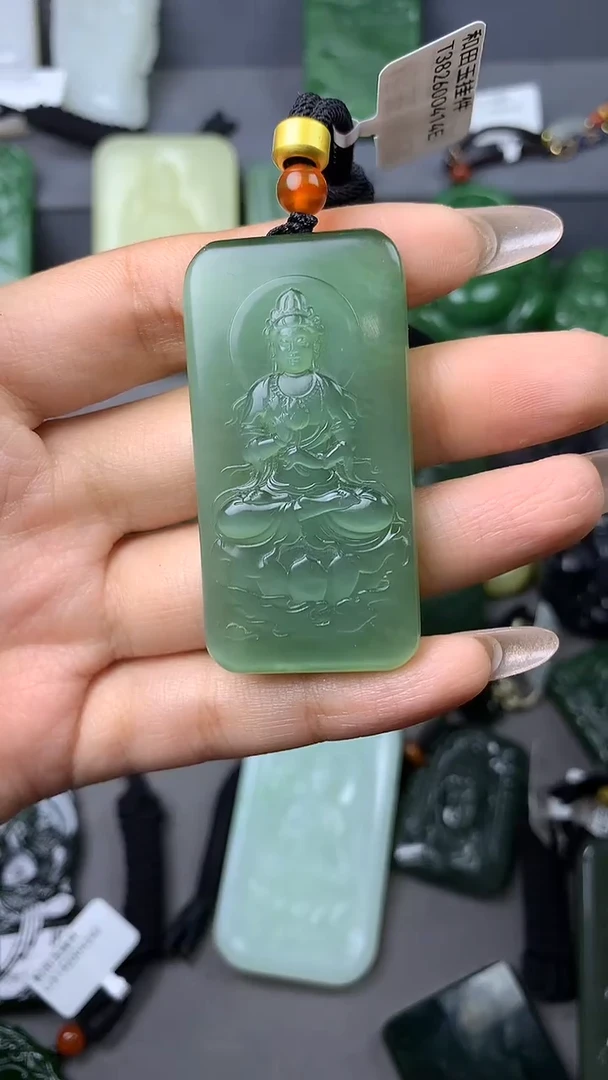 【闪购商品】定制和田玉挂件拍一发一不退不换