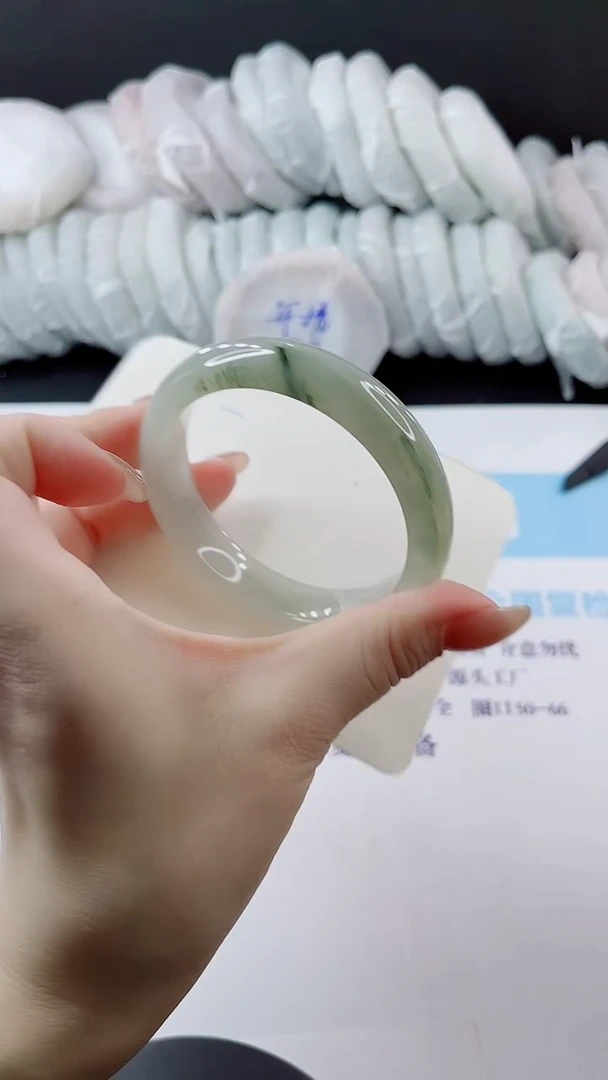 未镶嵌手镯石英质玉多样性发货V10