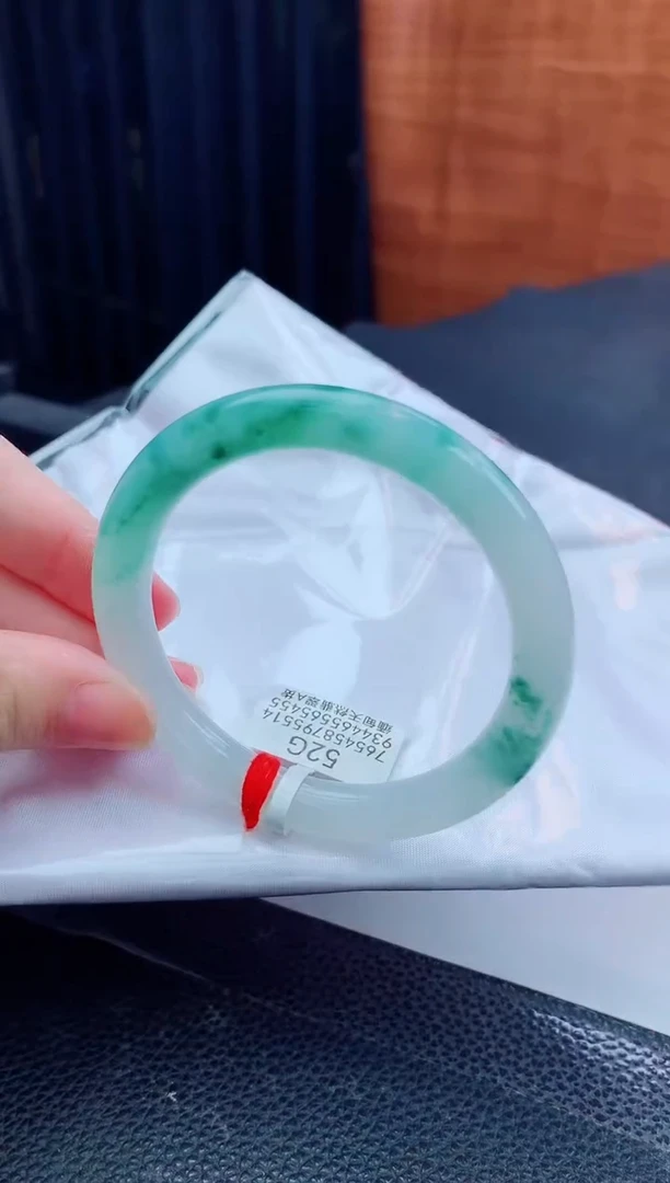 翡翠手镯未镶嵌缅甸天然翡翠A货手镯