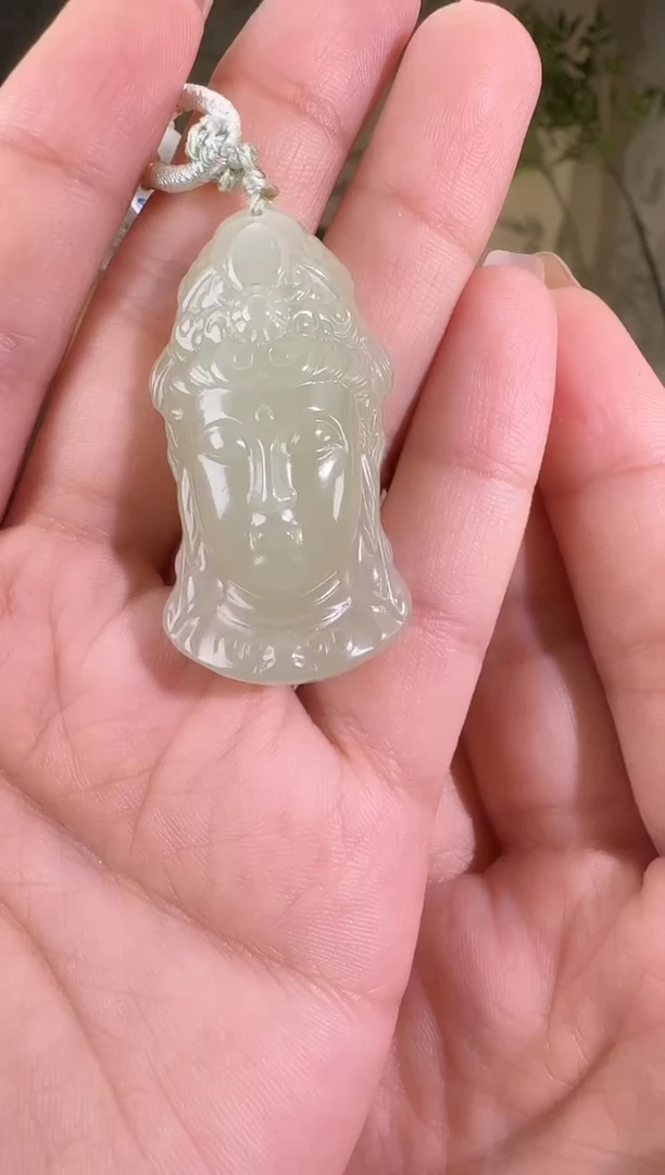 和田玉未镶嵌颈饰观音头