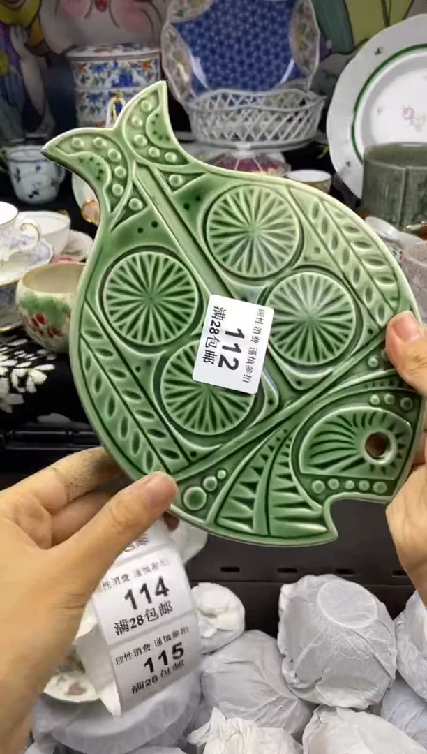 瓷片么*瓷色工艺品品品品112