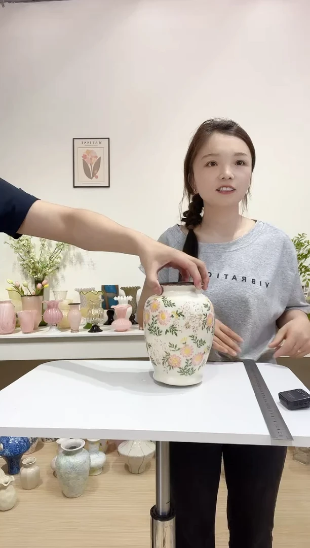 粉菊26B陶瓷花瓶