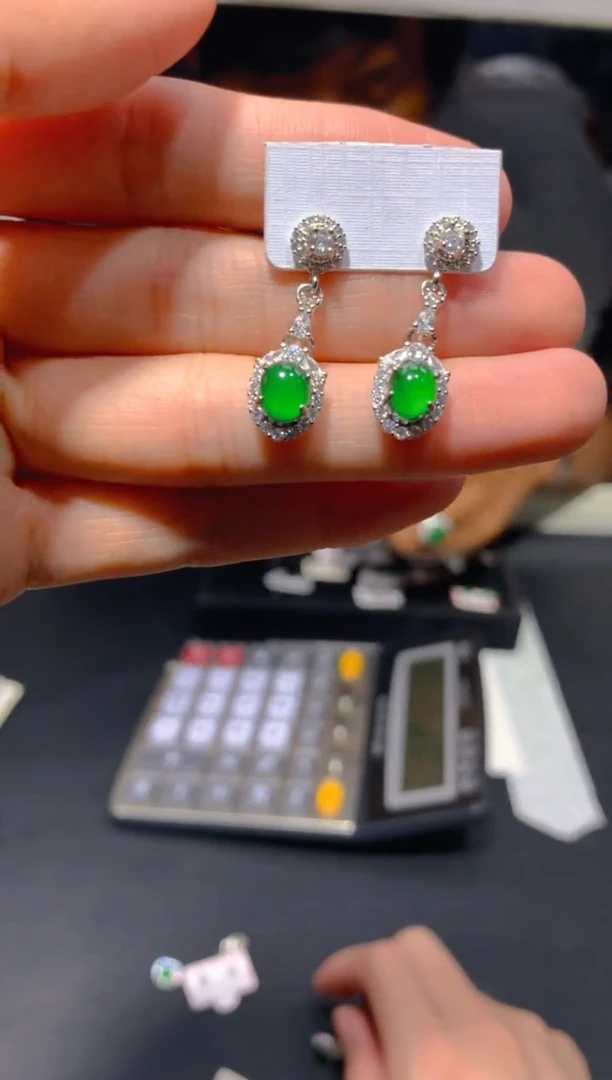 【闪购商品】定制翡翠未镶嵌61多样性发货(发其一）