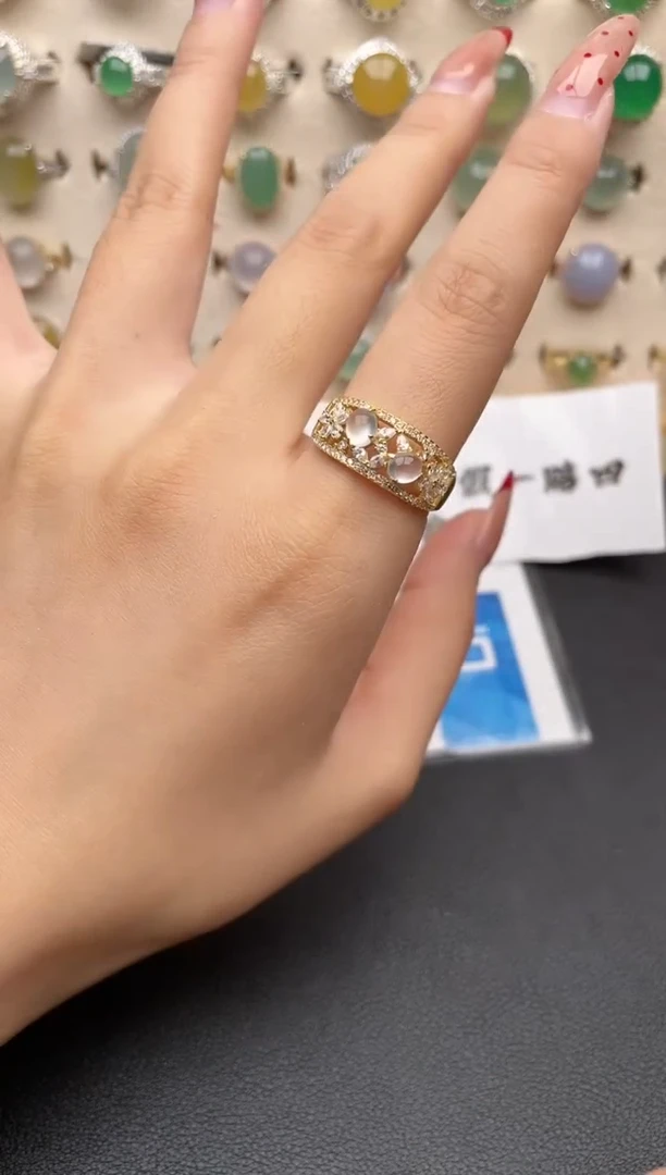 【闪购商品】翡翠戒指银S925镶嵌一物一证一礼盒