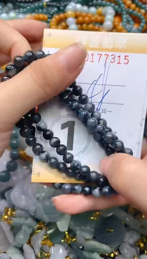 翡翠未镶嵌颈饰闪购0177315多样性发其一