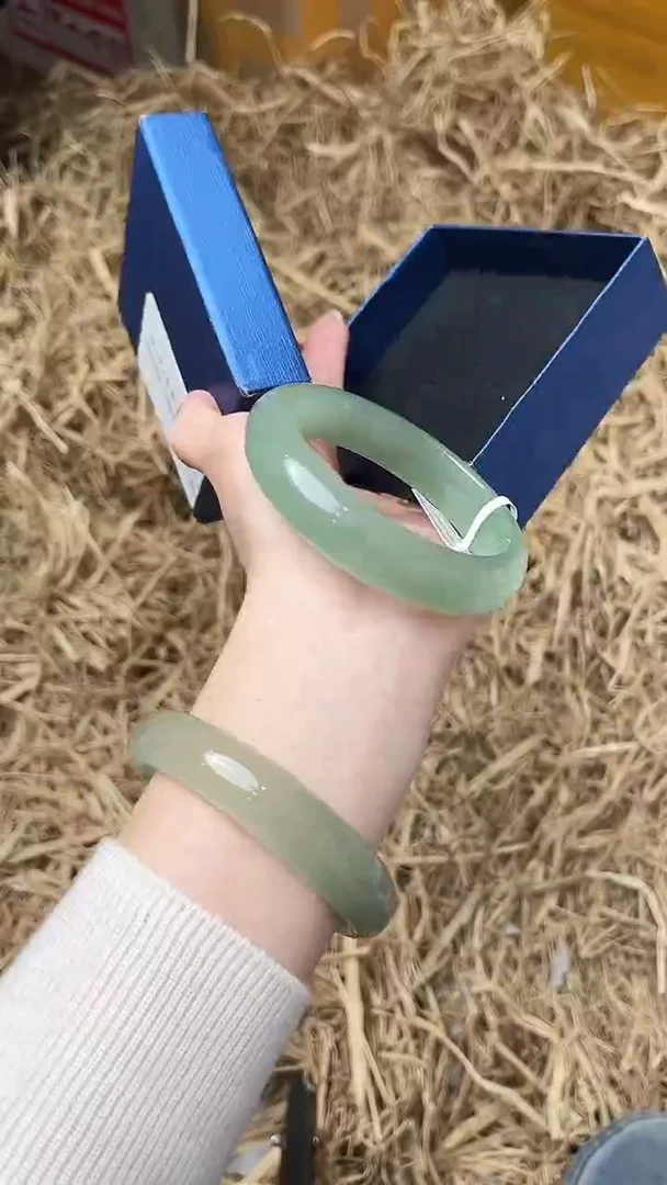 未镶嵌手镯石英质玉1507圈口58