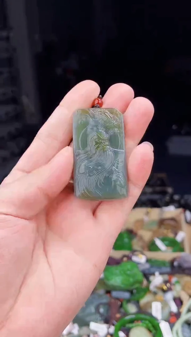 颈饰未镶嵌和田玉1