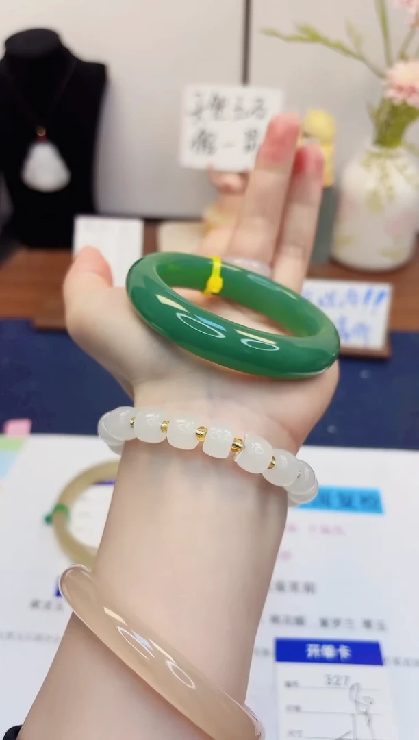 【闪购商品】石英质玉手镯未镶嵌327-东陵玉-圈口56