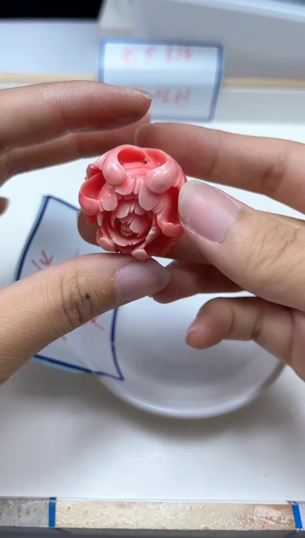 未镶嵌拼合珍珠（马贝珠）散珠M784 女皇 贝大牡丹花（吊坠）1个9.9元