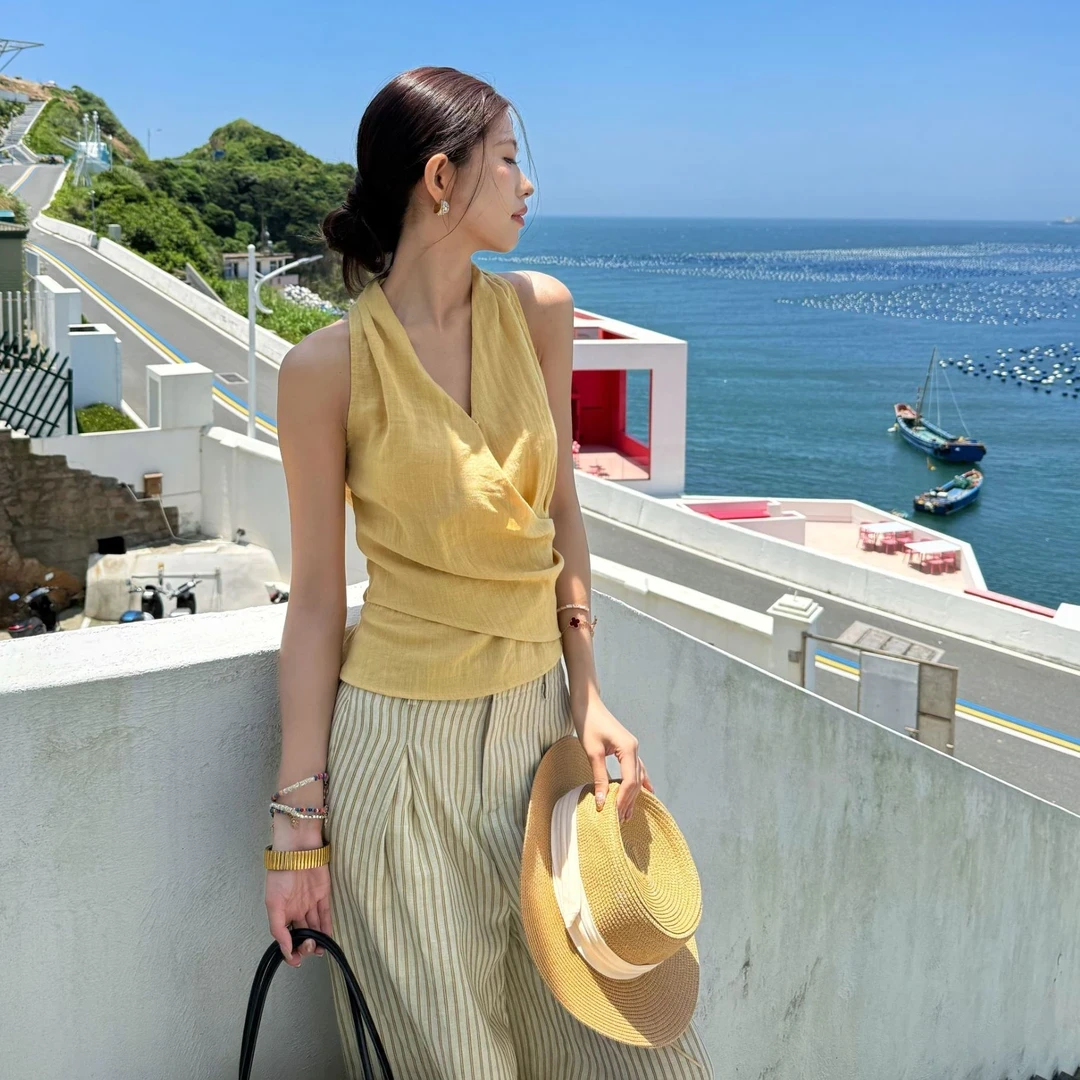 设计感轻熟风纯色褶皱吊带+条纹轻薄休闲长裤时尚夏季无袖两件套