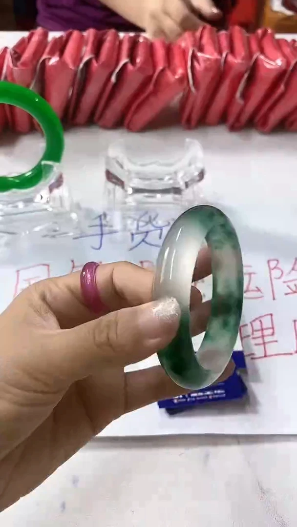 流行美曼德勒真实好看直播间B219