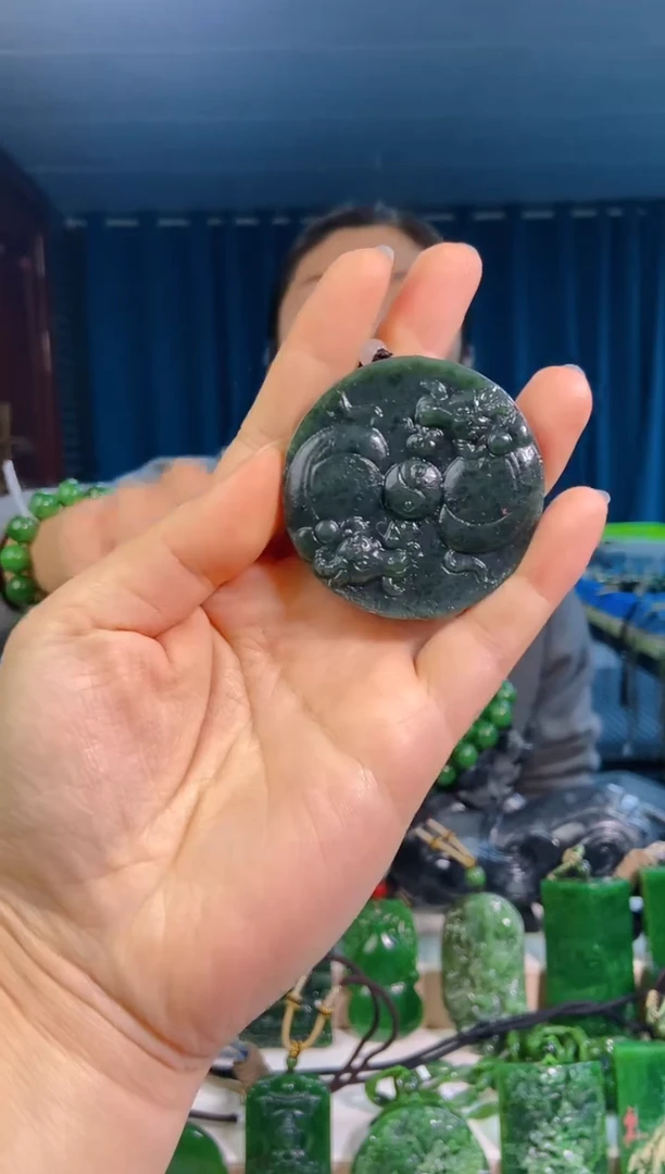 【闪购商品】和田玉挂件未镶嵌1