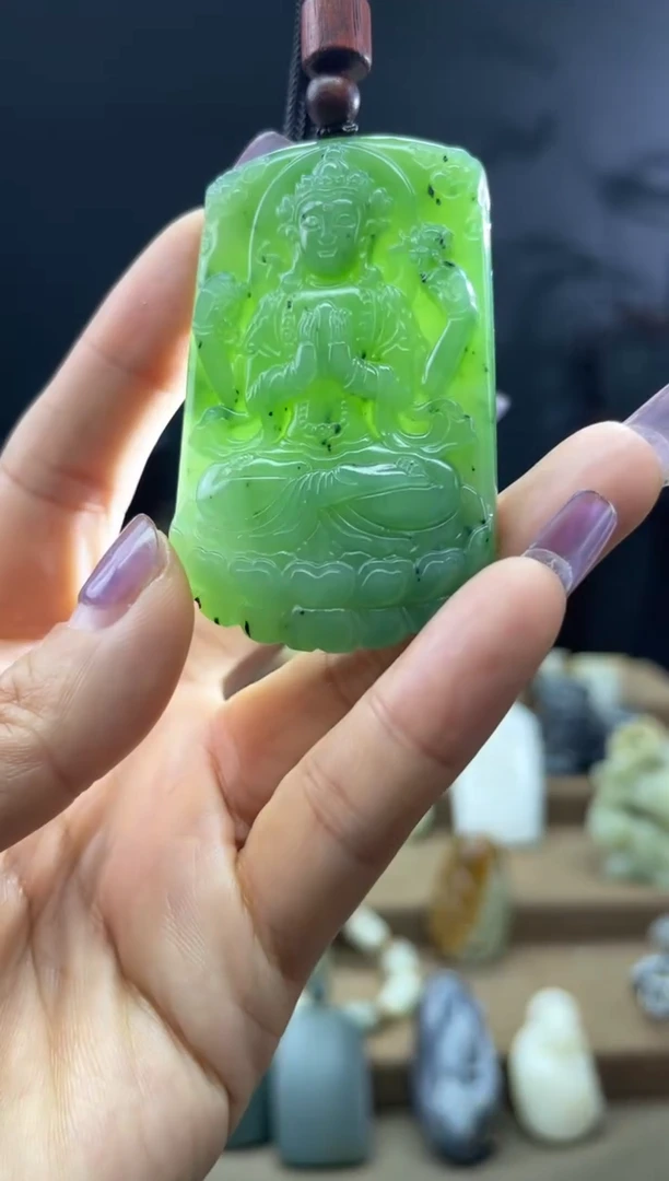 颈饰未镶嵌和田玉1
