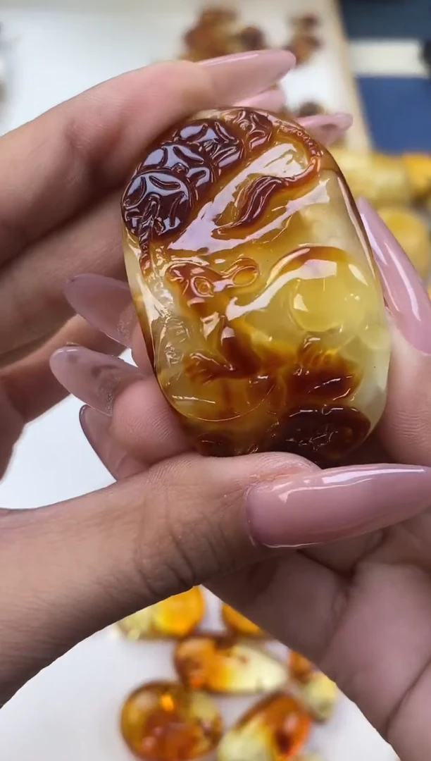 未镶嵌琥珀裸石天然琥珀蜜蜡