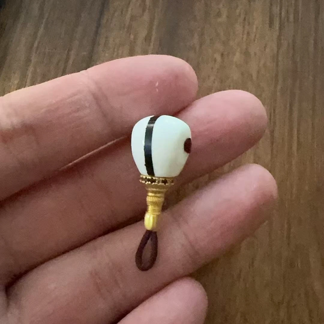 玛瑙三通文玩配饰