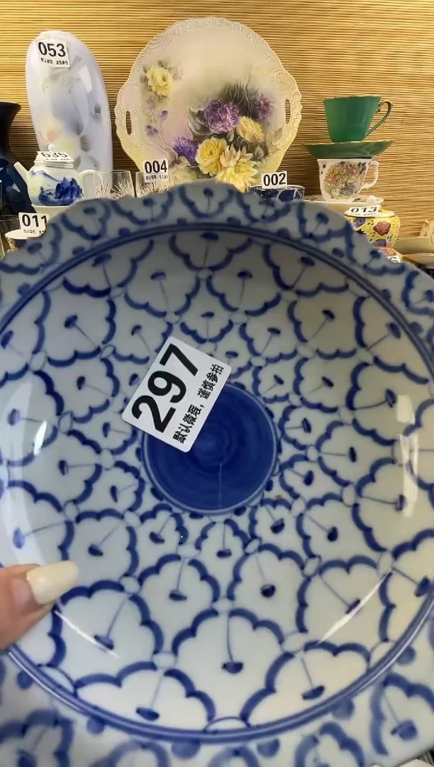 摆件一**。摆件瓷器瓷器瓷器