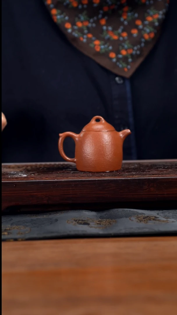 【闪购商品】紫砂茶壶120cc黄龙山原矿朱泥秦权32