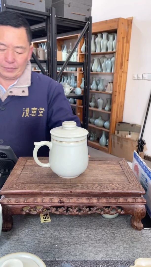 【闪购商品】瓷片微瑕无礼盒月白容福茶水分离杯