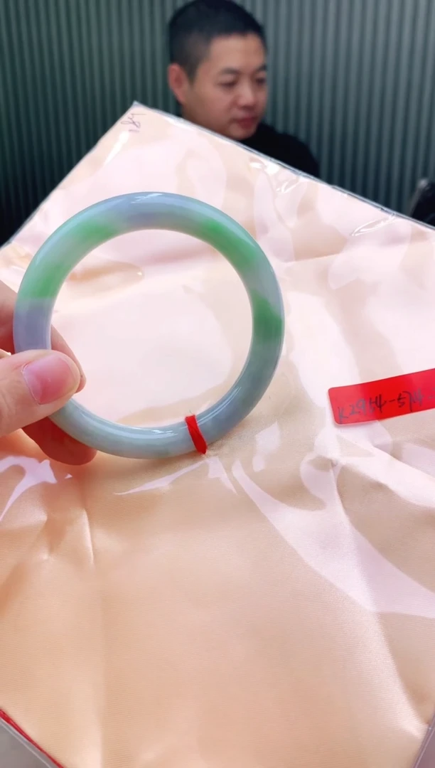 未镶嵌手镯翡翠57