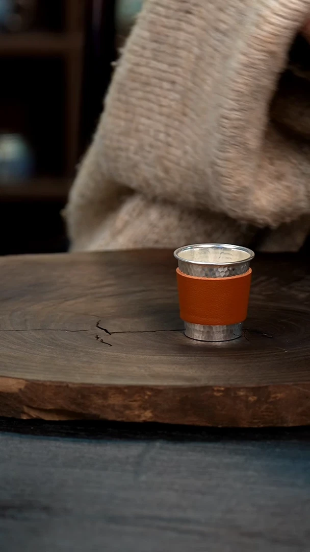【闪购商品】手工锤纹银主人杯