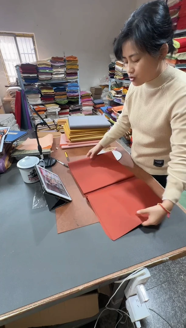 34*138褚皮陶釉红光板25张