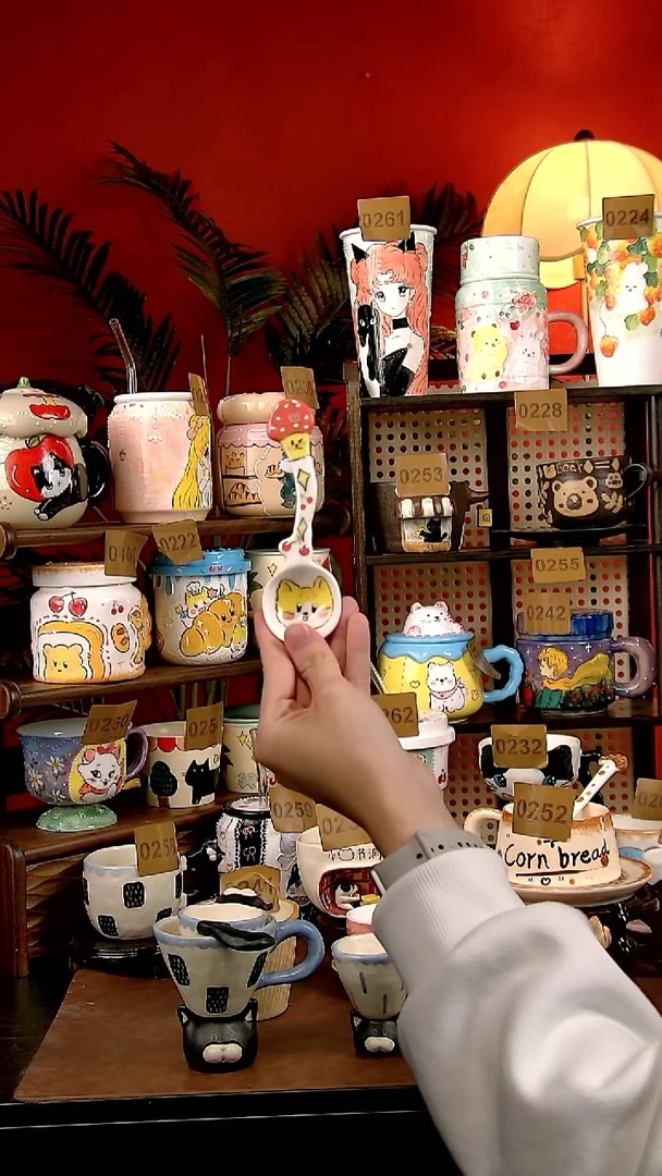 其他瓷DIY景德镇陶瓷手工创意卡通风勺子