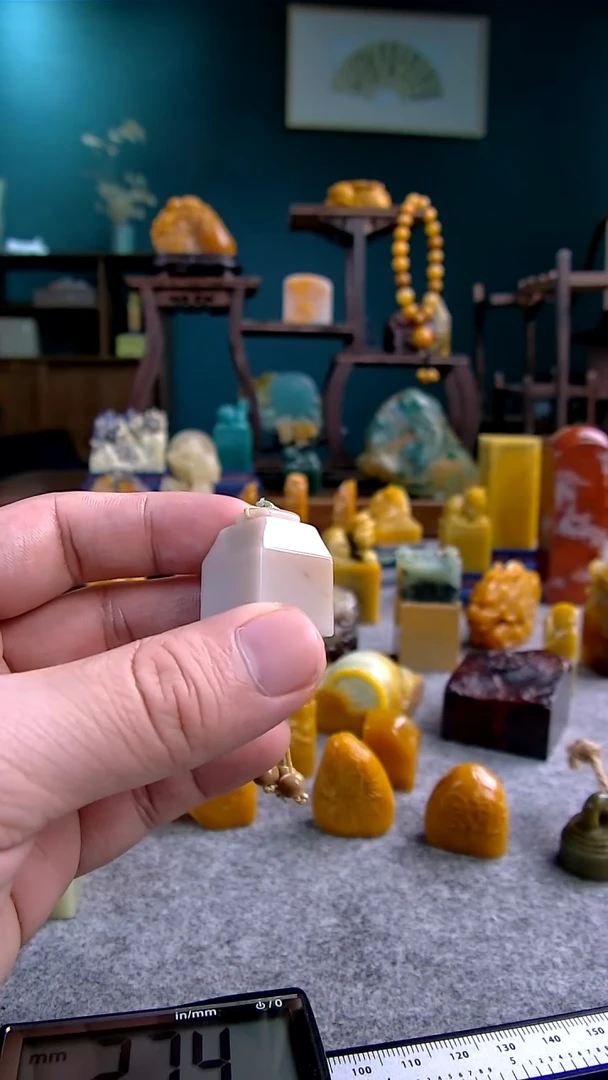 【闪购商品】老挝石覆斗钮章2*1.7*2.5