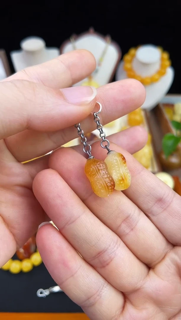 琥珀未镶嵌珠宝奇石柒月