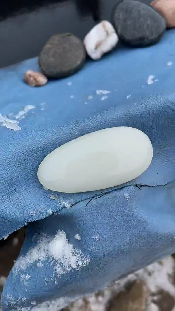 颈饰未镶嵌和田玉（糖玉）001