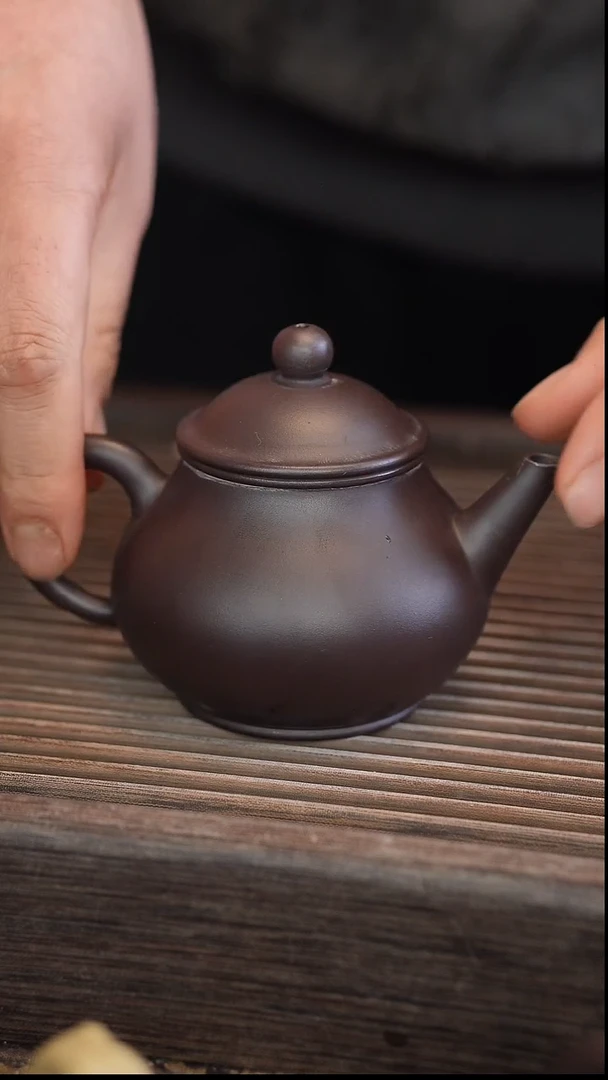 茶壶紫砂芭乐水平 蓝莲花 半手工 180cc