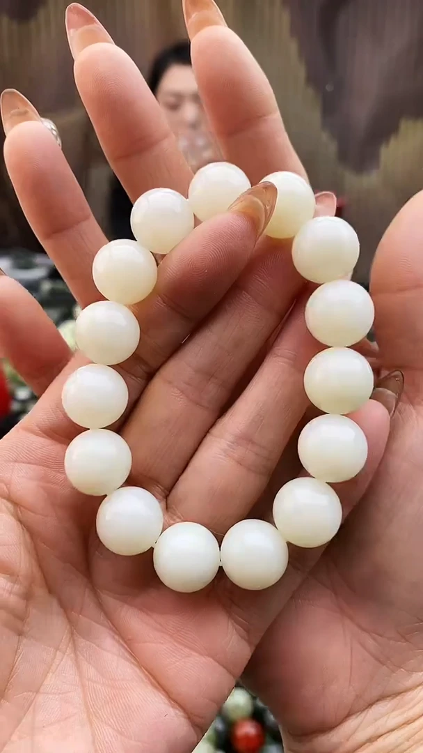 未镶嵌手串和田玉且末白14