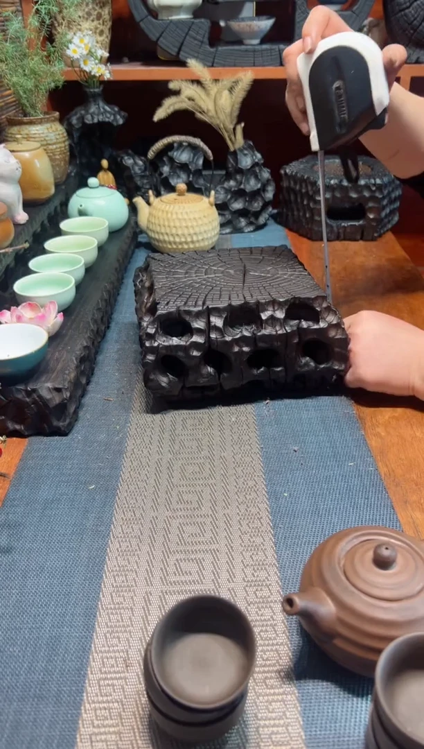 【闪购商品】香樟木木雕一物一拍