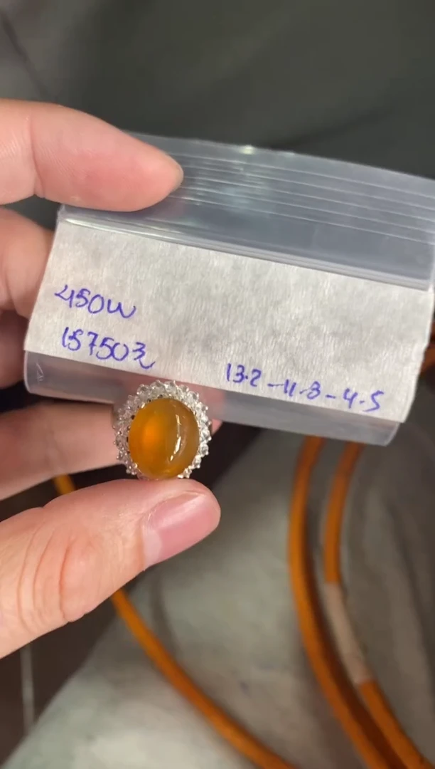 未镶嵌定制翡翠黄翡
