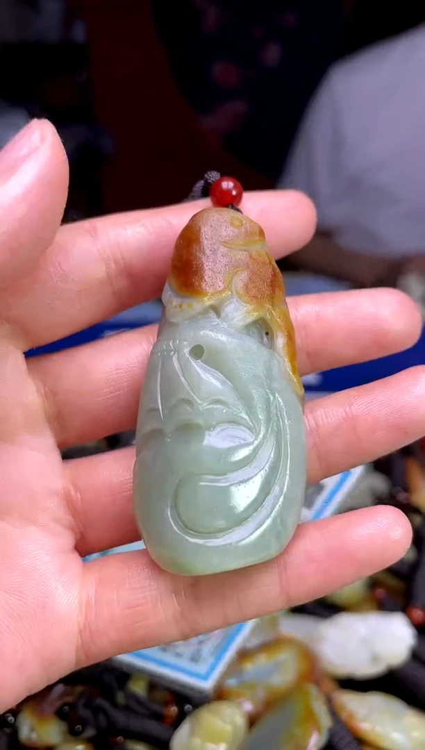 和田玉未镶嵌颈饰1