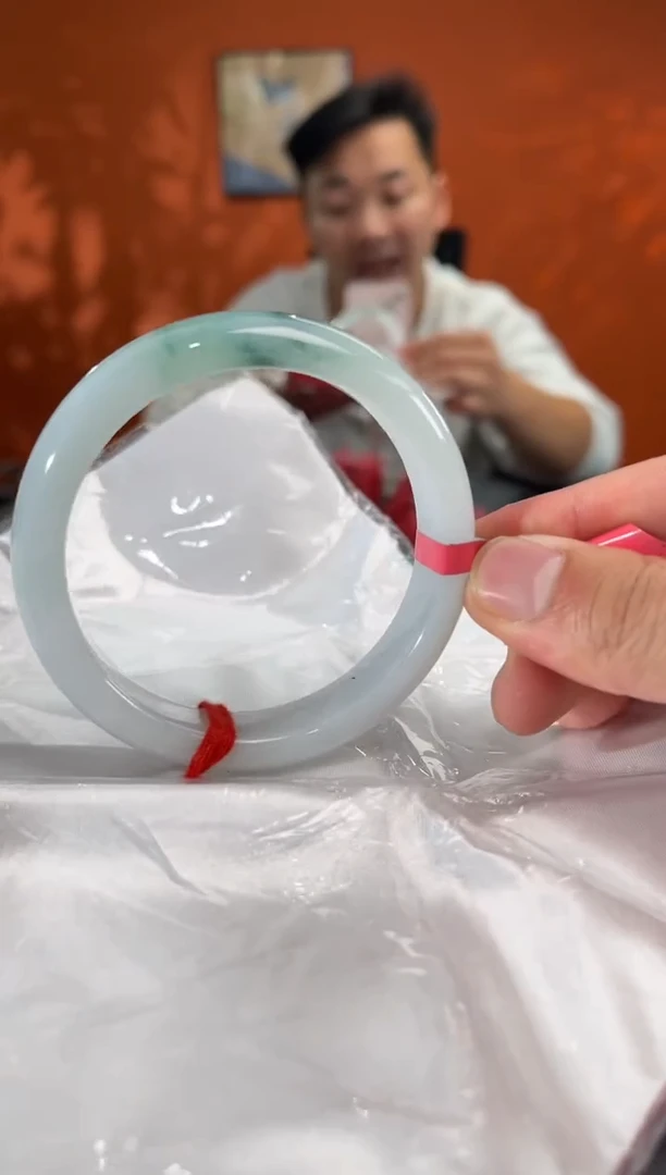 未镶嵌手镯翡翠翡翠手镯