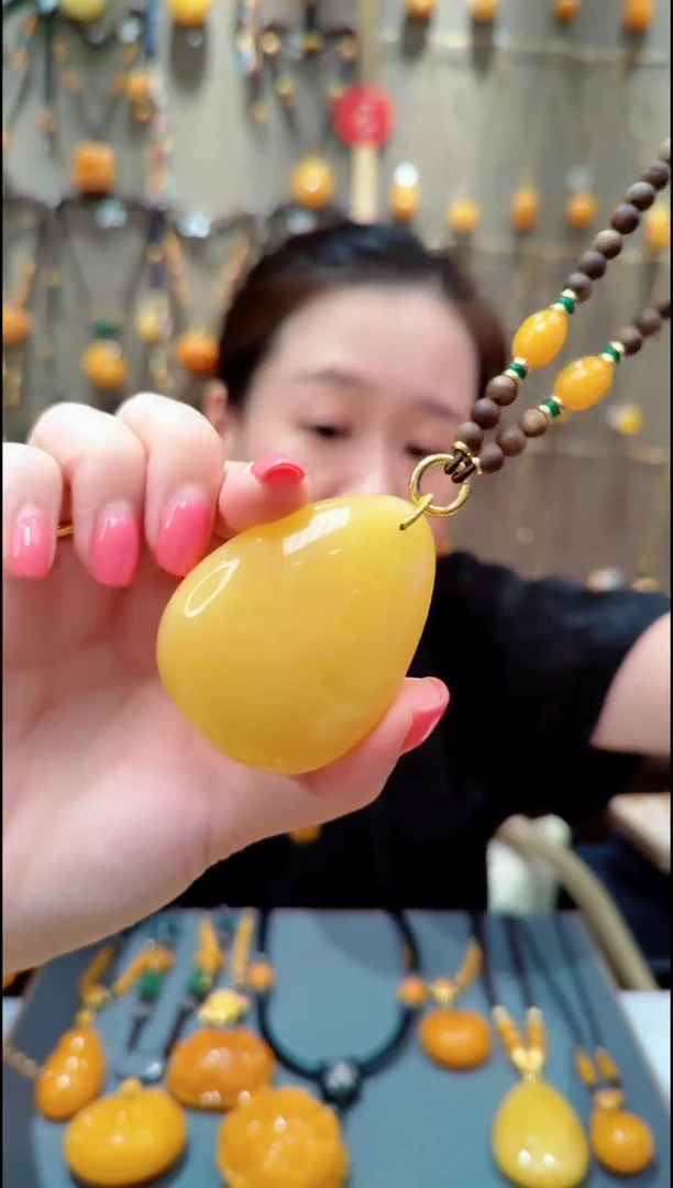 蜜蜡未镶嵌珠宝奇石﹣G013蜜蜡吊坠水滴