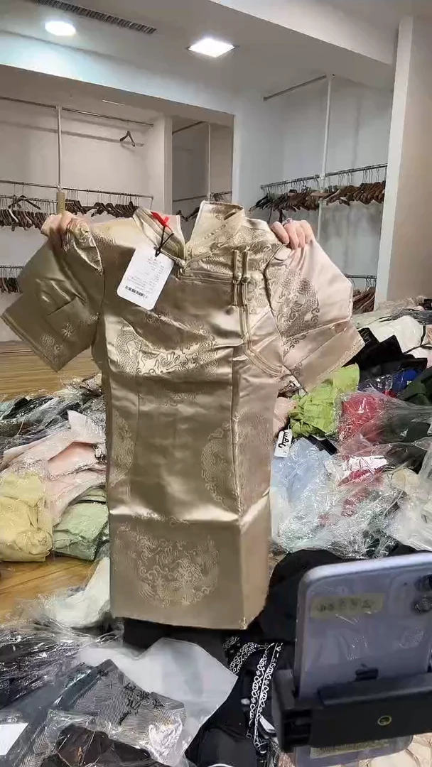 XL码      115-125斤