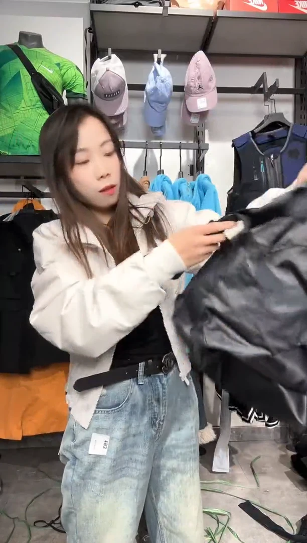 1193编码 瑕疵款直播间过款为准 尺码